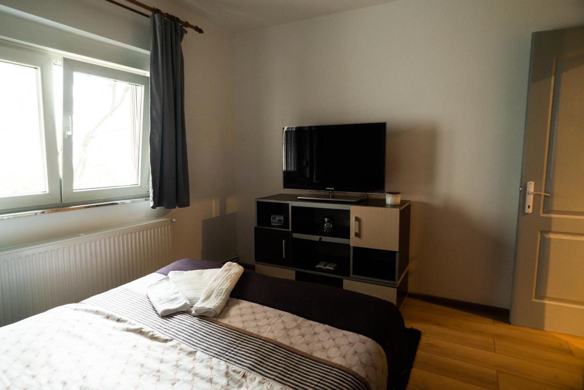 Apartament Dacul Hunedoara Buitenkant foto